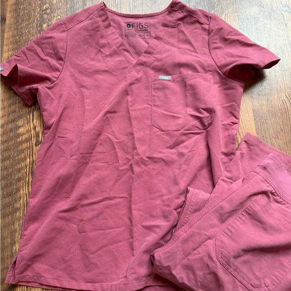 Figs Mauve Pink Medical Scrub Set - Picture 1 of 3